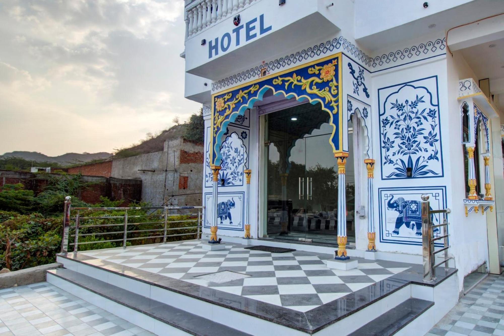 Hotel Moon Mahal Джапур Экстерьер фото